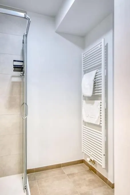 Cozy 4-Guest Apartment In Ostend 0*,